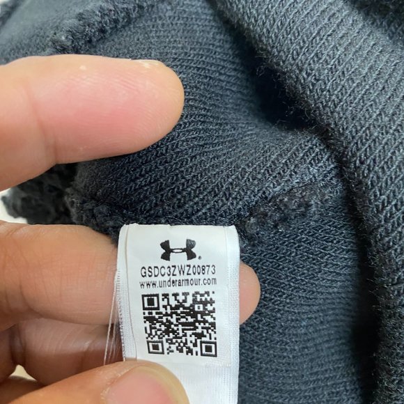 Under ARMOUR Beanie Knit Toque Winter Cap University of Alberta Pandas Soccer - Picture 11 of 11